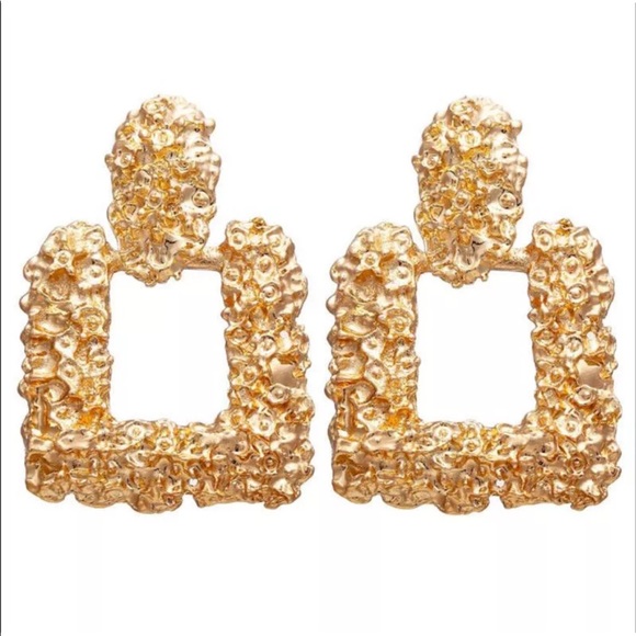CHUNKY✨METAL “GOLD RUSH”✨POST OR STUD EARRINGS - Picture 5 of 8